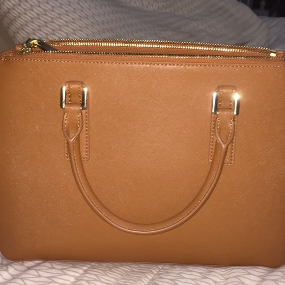 Tory Burch Robinson - Picture 4 of 6